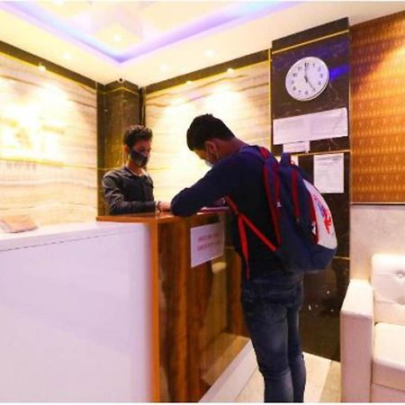 Hotel Royal Sky Luxury Near Delhi Airport نيودلهي المظهر الخارجي الصورة