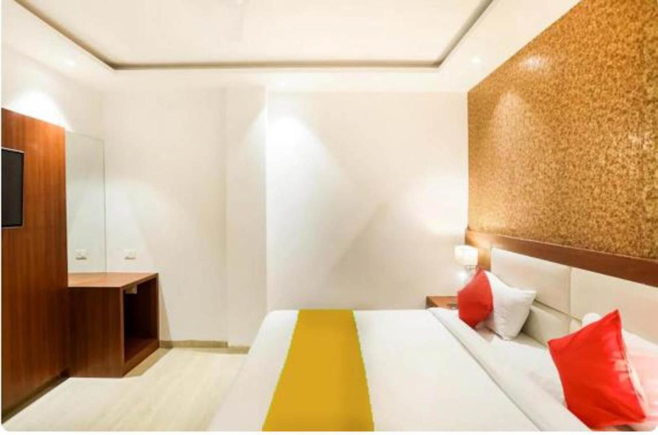 Hotel Royal Sky Luxury Near Delhi Airport نيودلهي المظهر الخارجي الصورة
